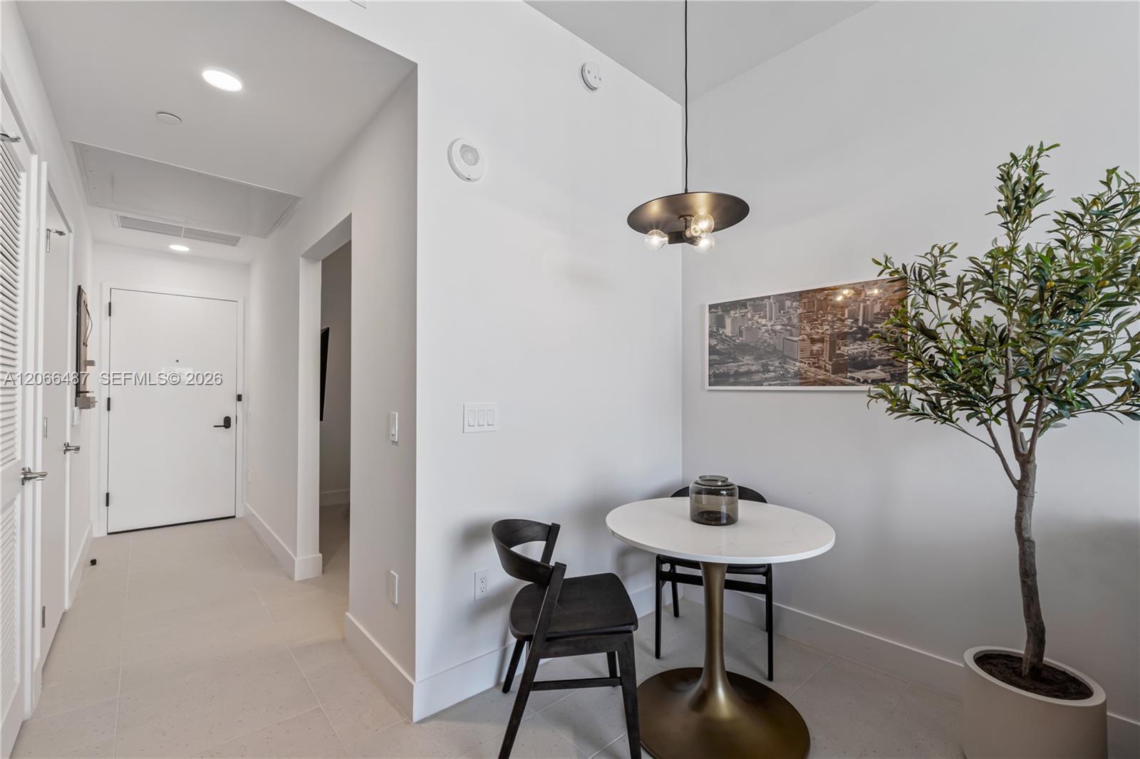 159 NE 6th St # 5103, Miami FL 33132 photo 4