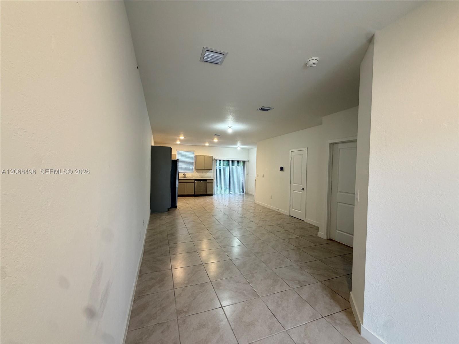 390 NE 12th St, Florida City FL 33034 photo 3