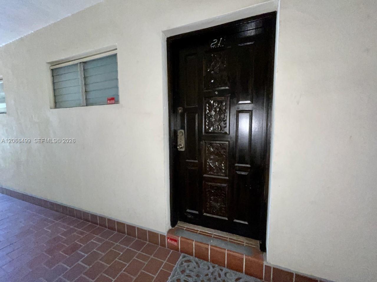218 Santillane Ave # 21, Coral Gables FL 33134 photo 3