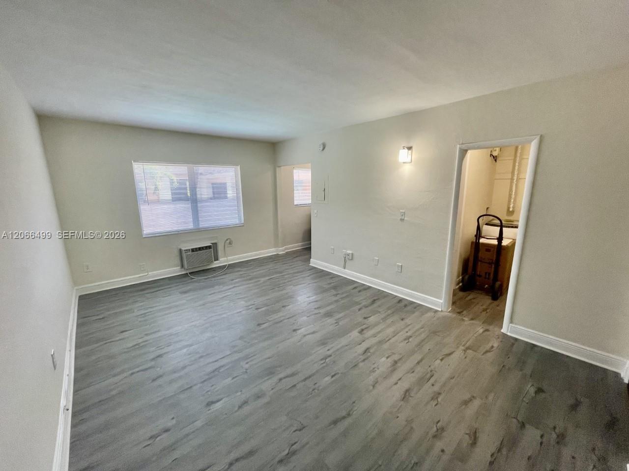 218 Santillane Ave # 21, Coral Gables FL 33134 photo 5