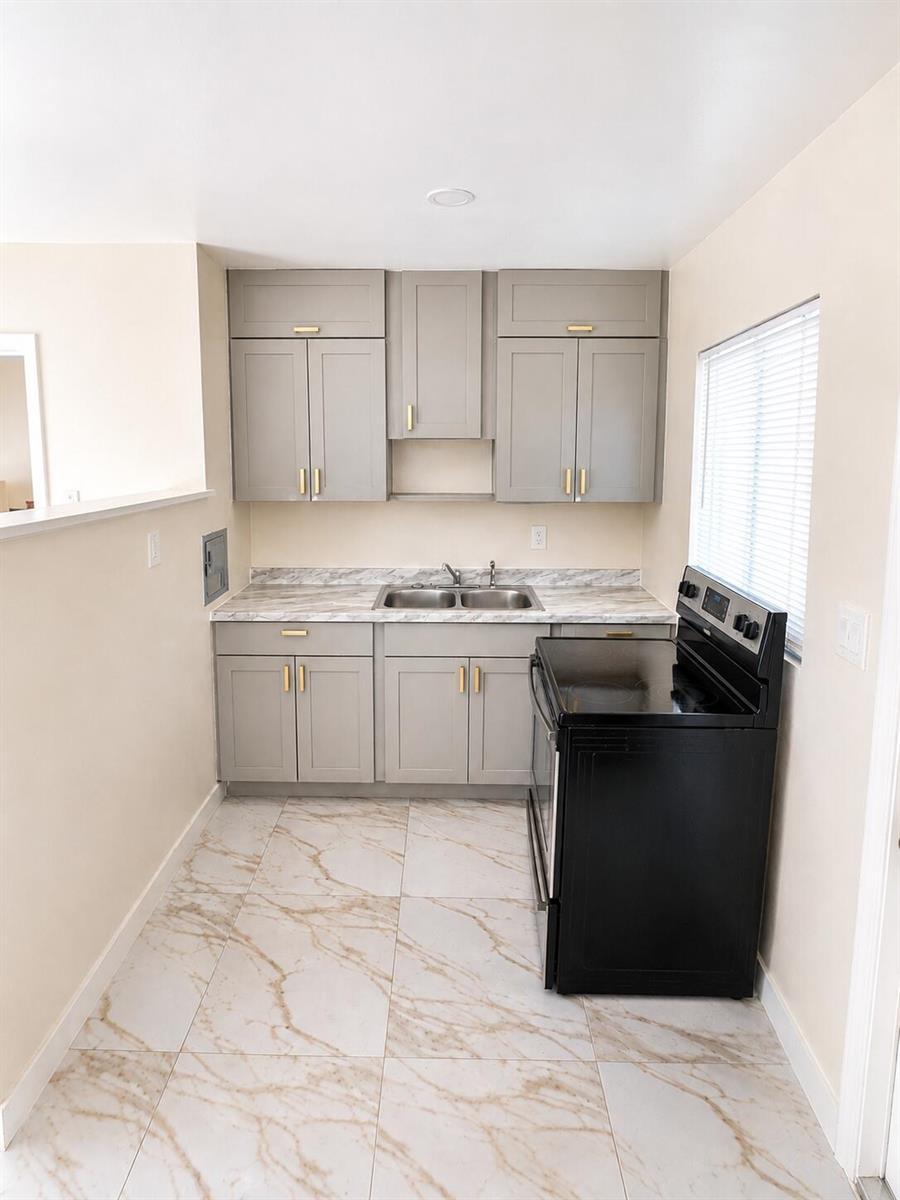 3932 SW 12TH Place # 8, Fort Lauderdale FL 33312 photo 5