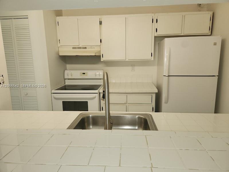 7071 SW 129th Ave # 4, Miami FL 33183 photo 4