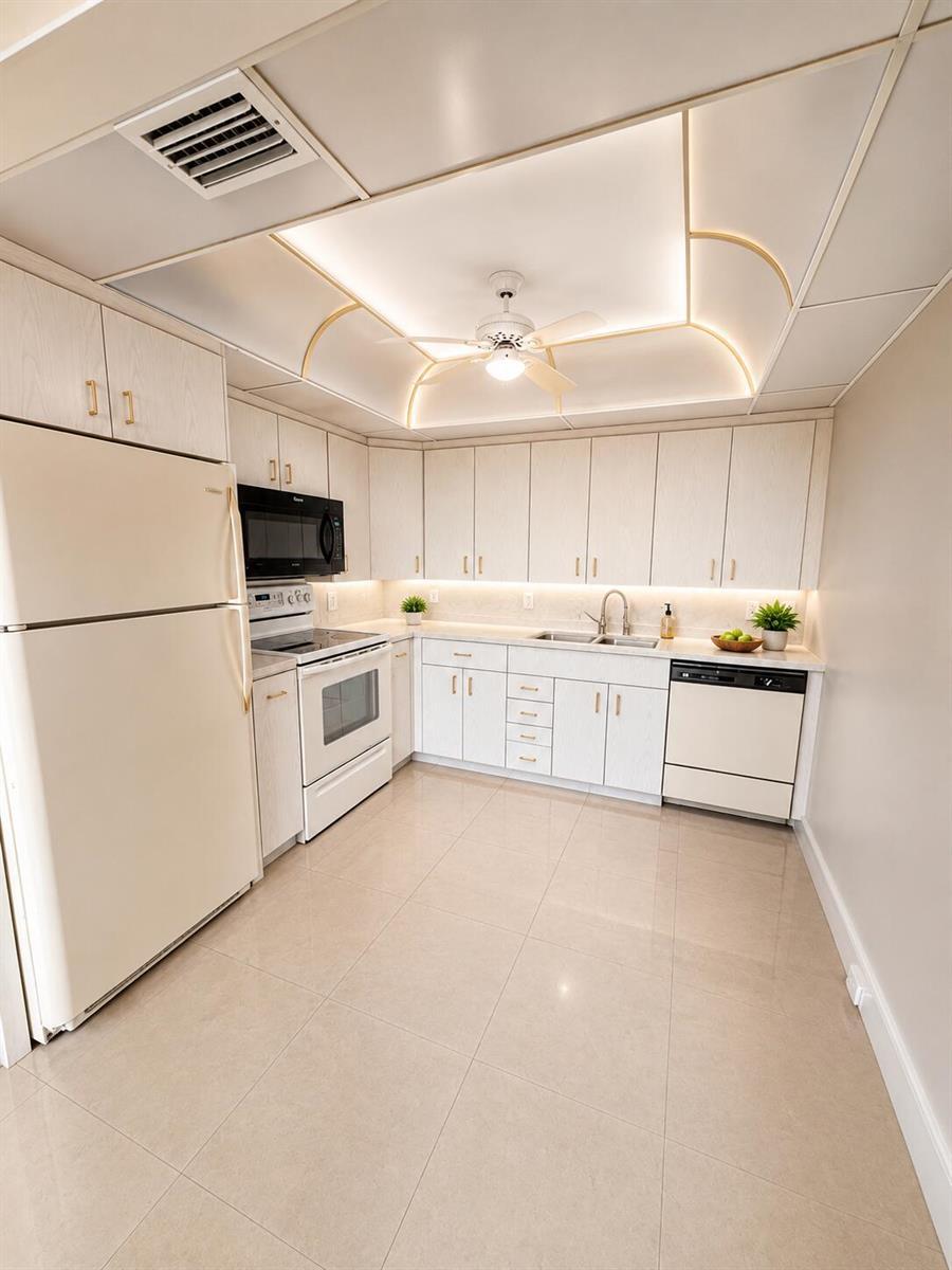 4024 Newcastle B, Boca Raton FL 33434 photo 3