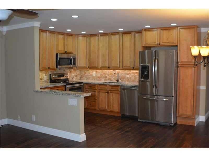 634 Saxony N # 634, Delray Beach FL 33446 photo 2