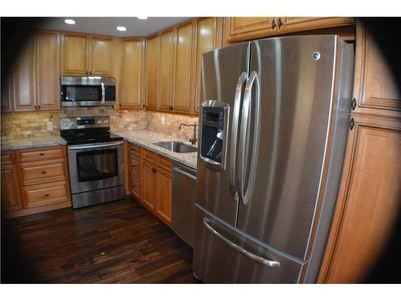 634 Saxony N # 634, Delray Beach FL 33446 photo 4