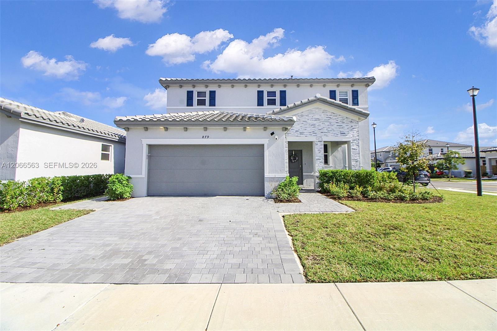 879 SE 26th Ter, Homestead FL 33035 photo 3