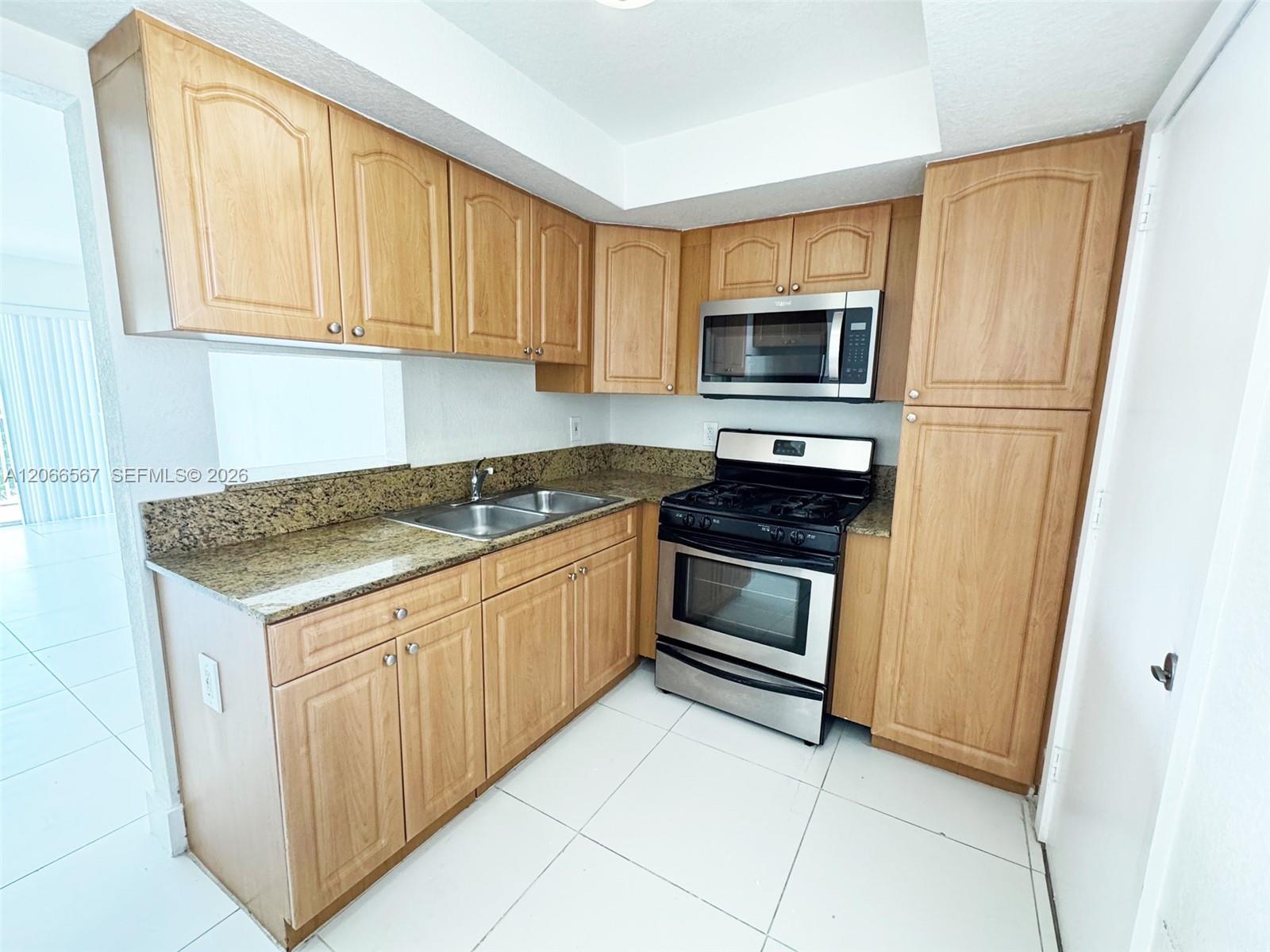 7701 SW 88th St # B322, Miami FL 33156 photo 2