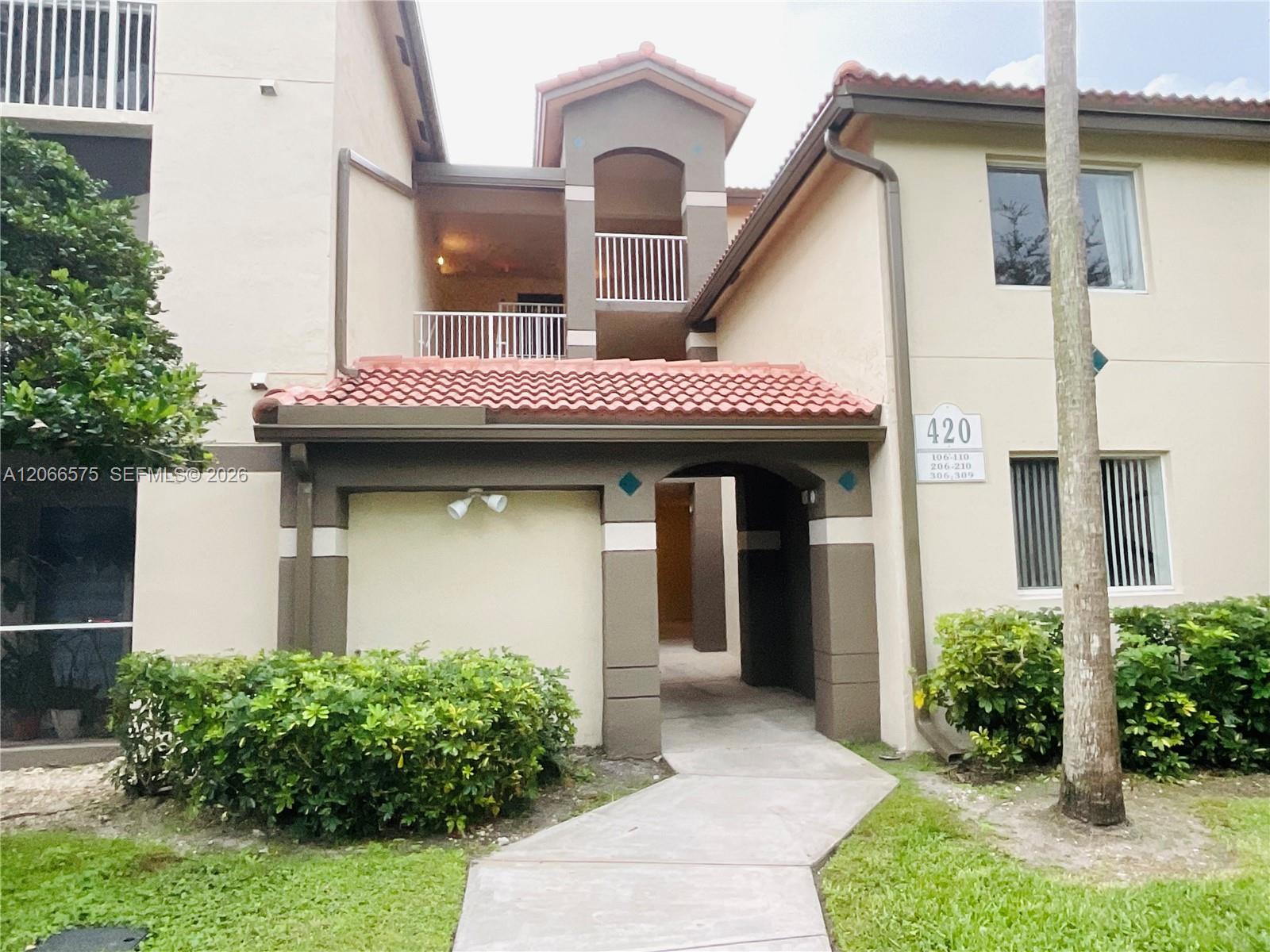 420 south Park road # 108, Hollywood FL 33021 photo 2