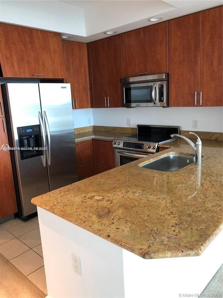 315 NE 3rd Ave # 2009, Fort Lauderdale FL 33301 photo 3