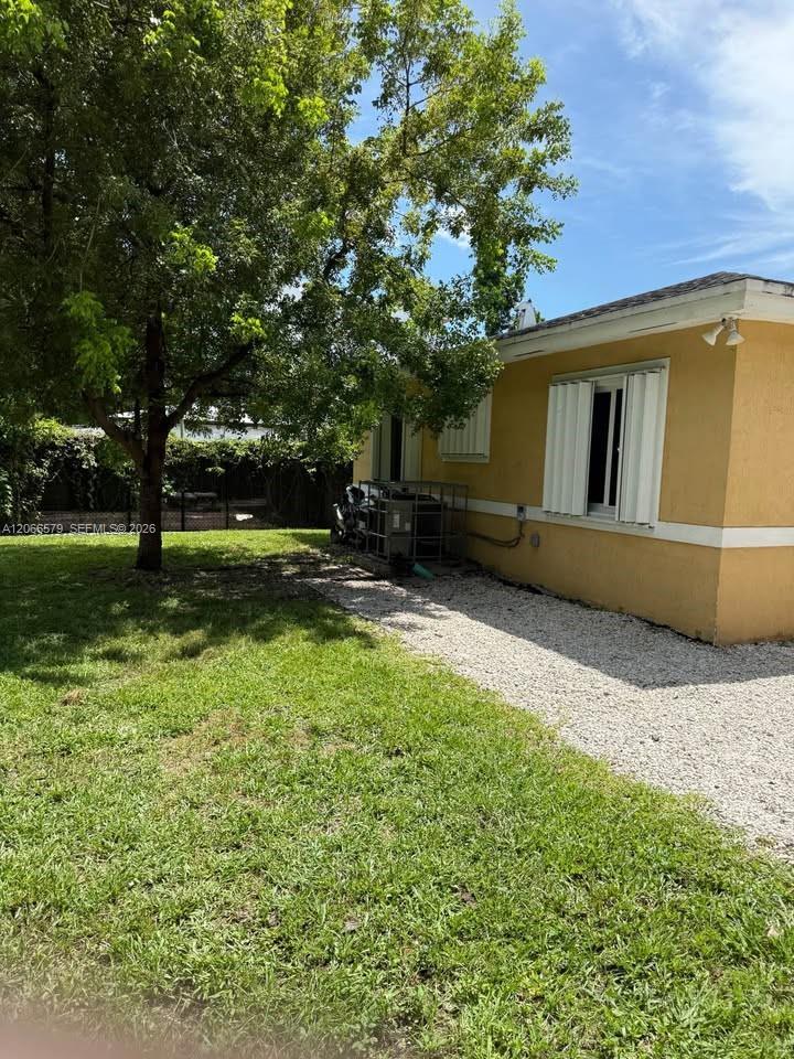 2635 NW 24th Ave, Miami FL 33142 photo 2
