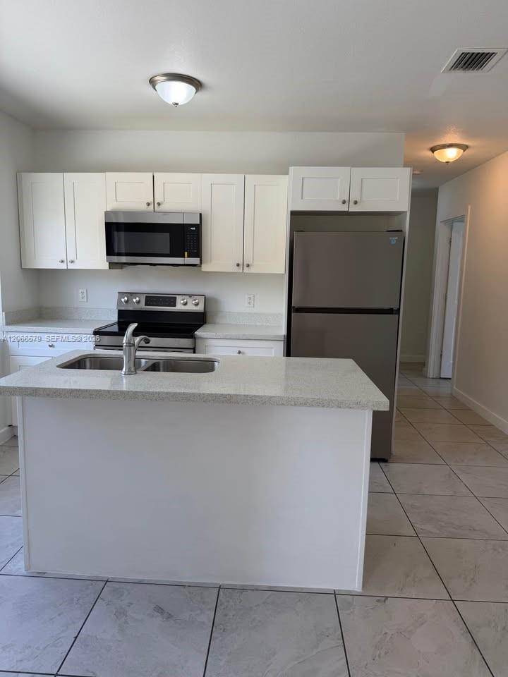 2635 NW 24th Ave, Miami FL 33142 photo 4