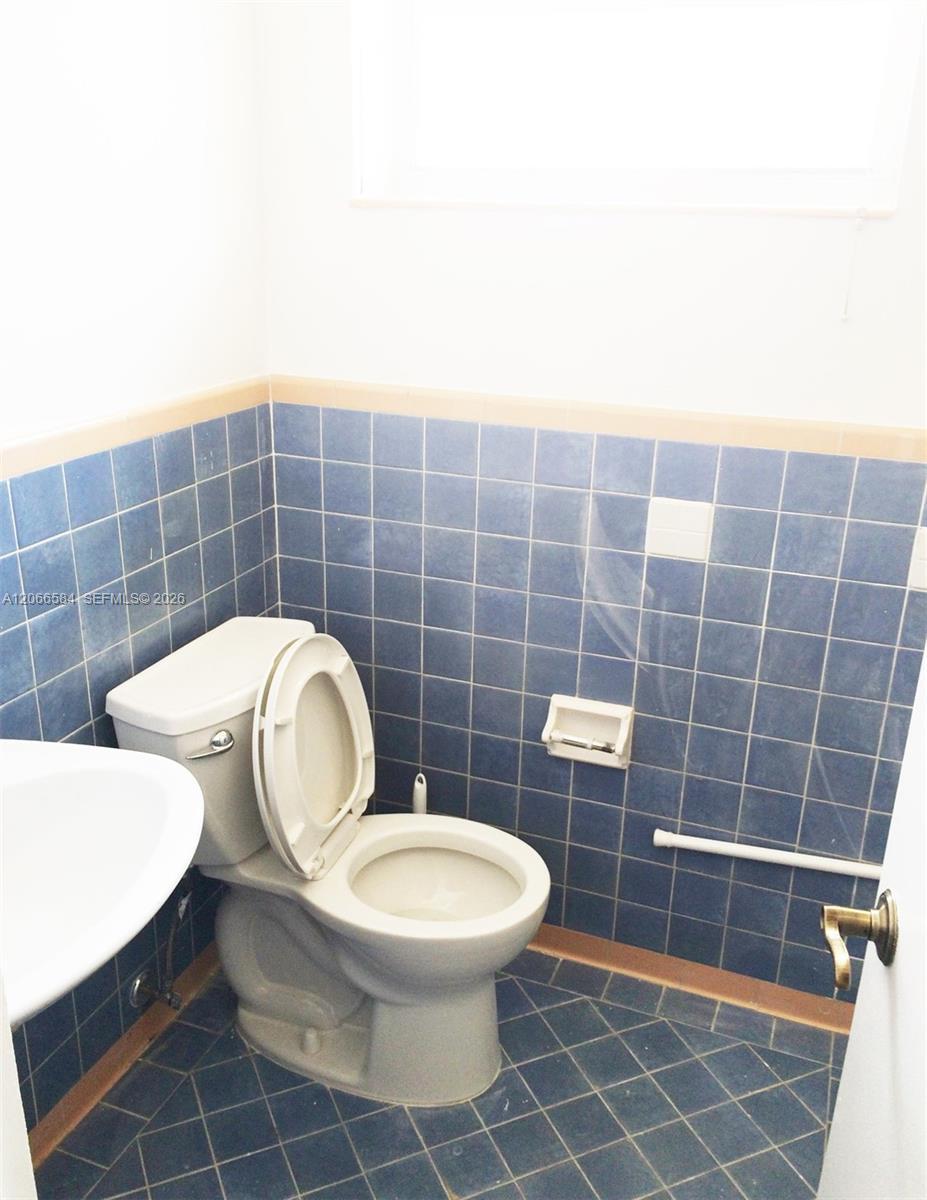 47 Sidonia Ave # 47, Coral Gables FL 33134 photo 2