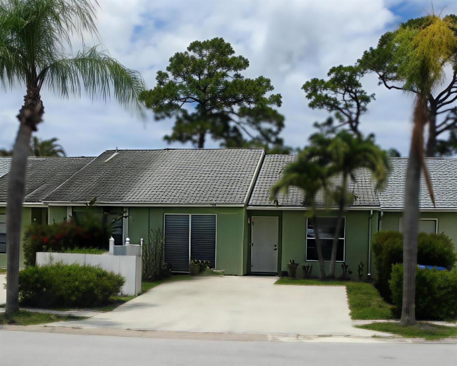 134 Oakwood Drive, Jupiter FL 33458
