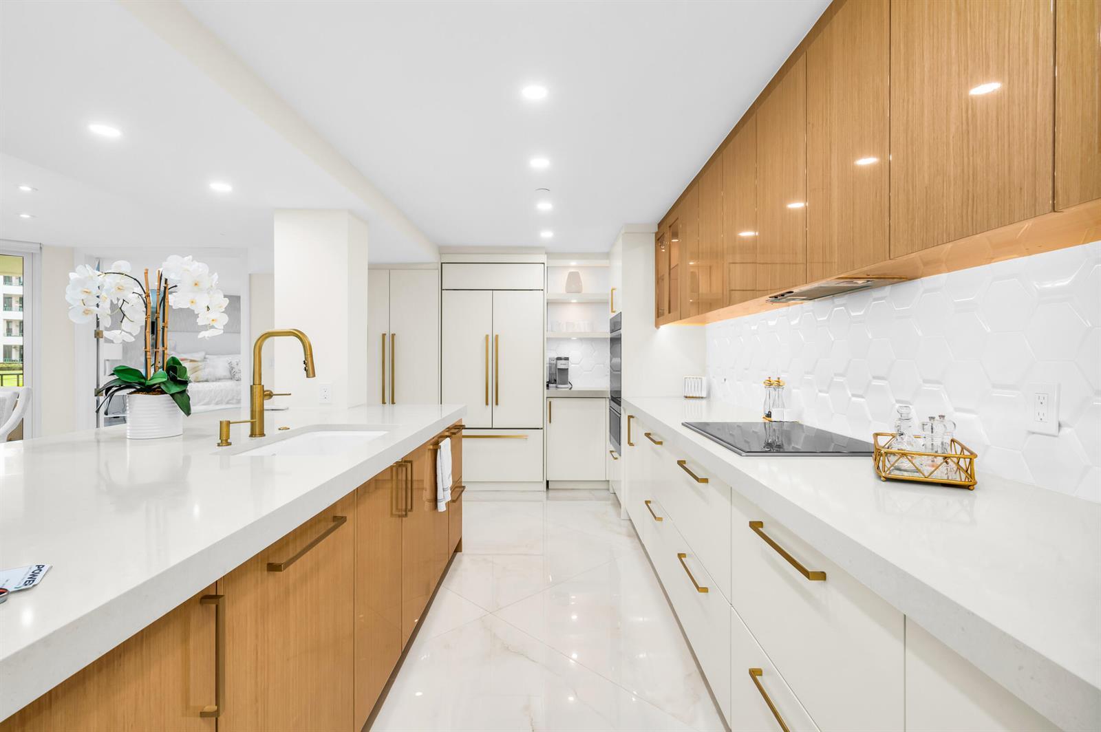 100 SE 5TH Avenue # 103, Boca Raton FL 33432