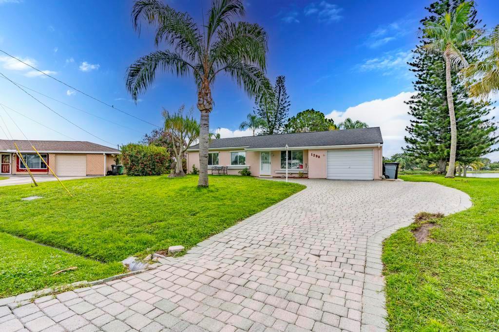 1298 SE RICKENBACKER Terrace, Port St. Lucie FL 34952 photo 5