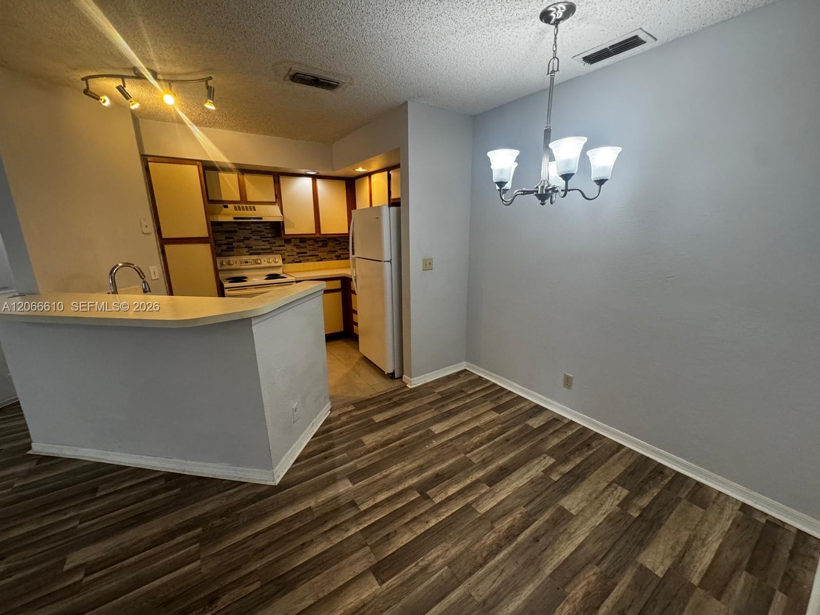 3360 N Pinewalk Dr N # 1324, Margate FL 33063 photo 3