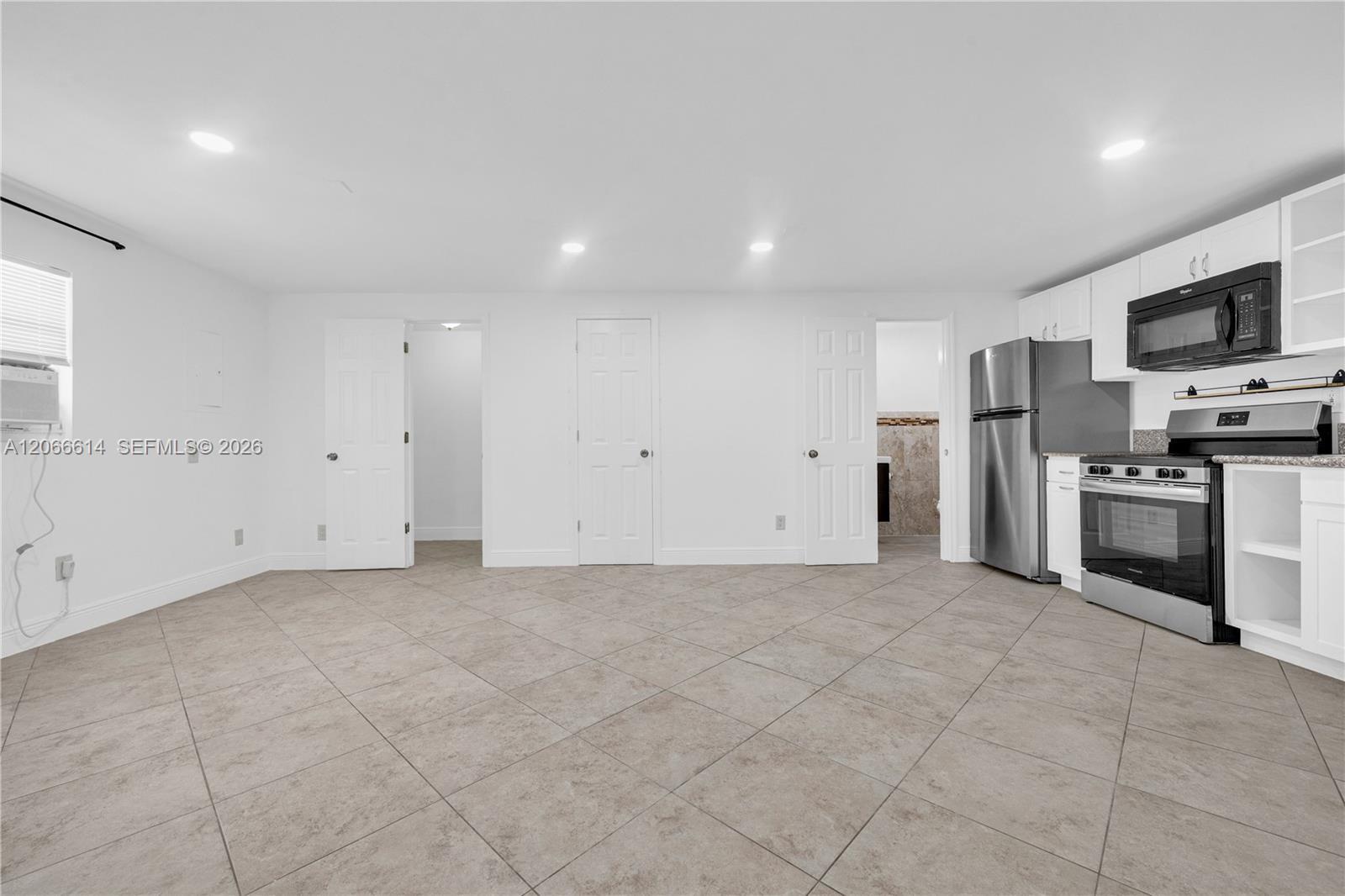 1041 NE 9th ave # A1, Fort Lauderdale FL 33304 photo 3