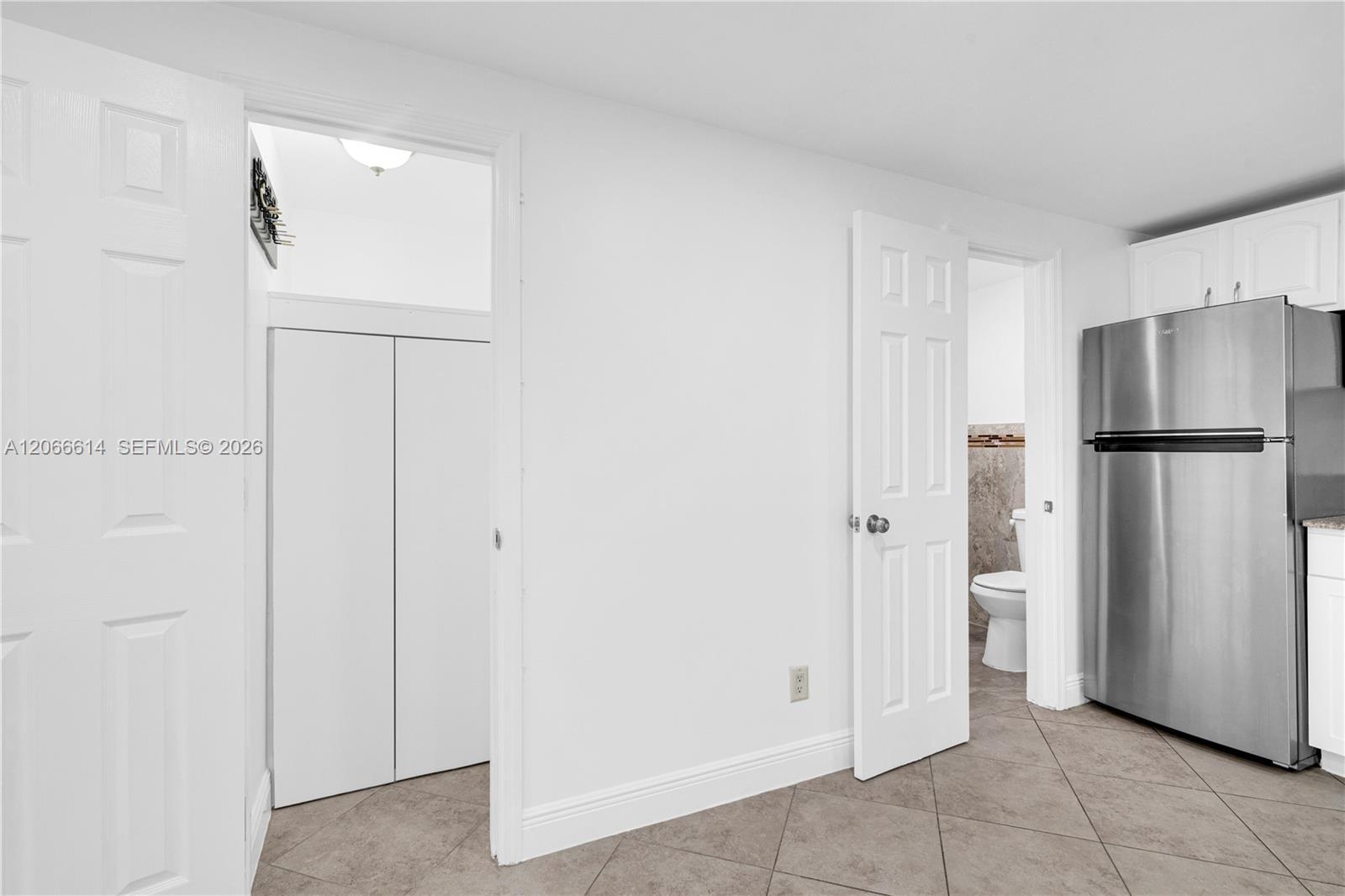 1041 NE 9th ave # A1, Fort Lauderdale FL 33304 photo 5