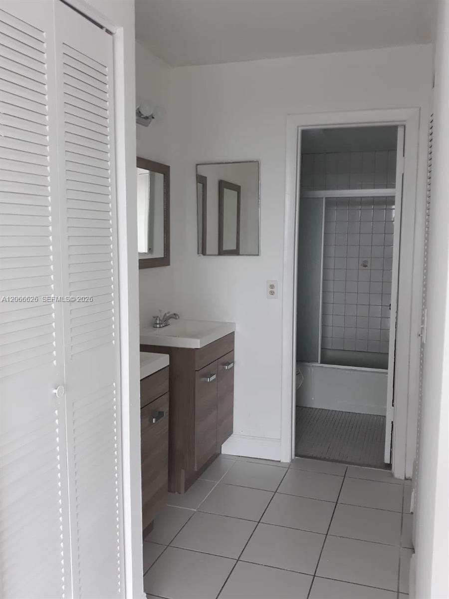 16751 NE 9th Ave # 401, North Miami Beach FL 33162 photo 5