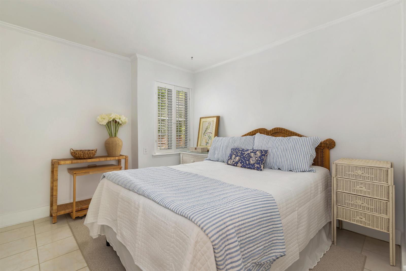 155 Peruvian Avenue, Palm Beach FL 33480 photo 5