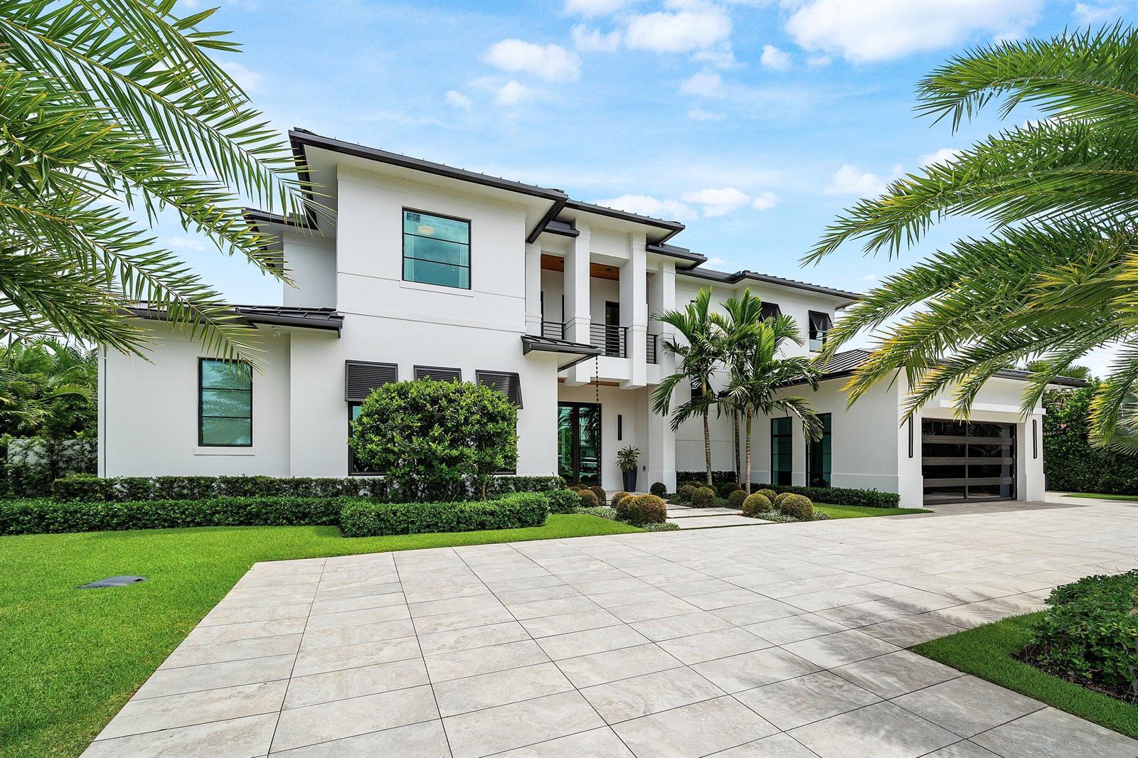 830 Lake Shore Drive, Delray Beach FL 33444