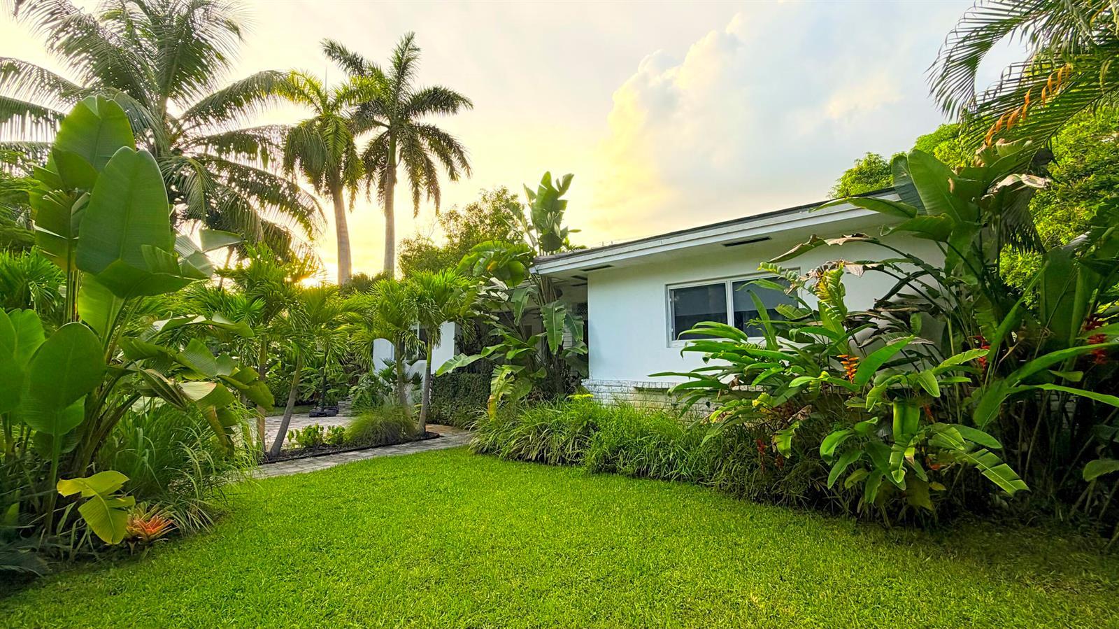 67 NW 97 th Street, Miami Shores FL 33150 photo 2