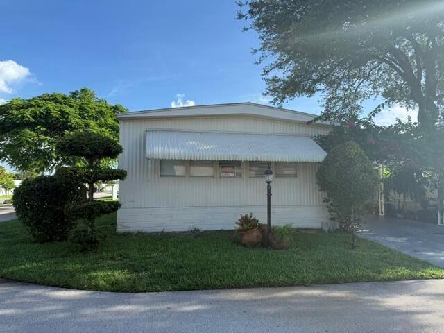 1817 DOLPHIN Place, Deerfield Beach FL 33442 photo 3