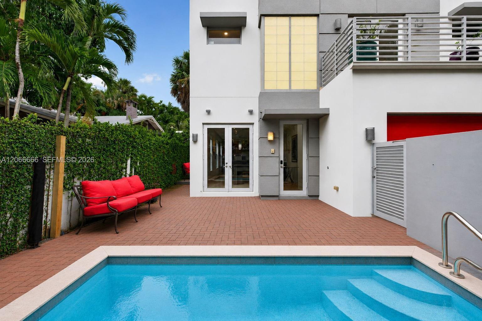 125 NE 16th Ter, Fort Lauderdale FL 33301 photo 2
