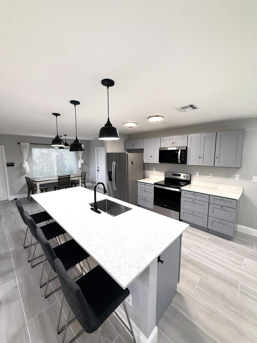 12480 SW 2nd Street, Plantation FL 33325 photo 4