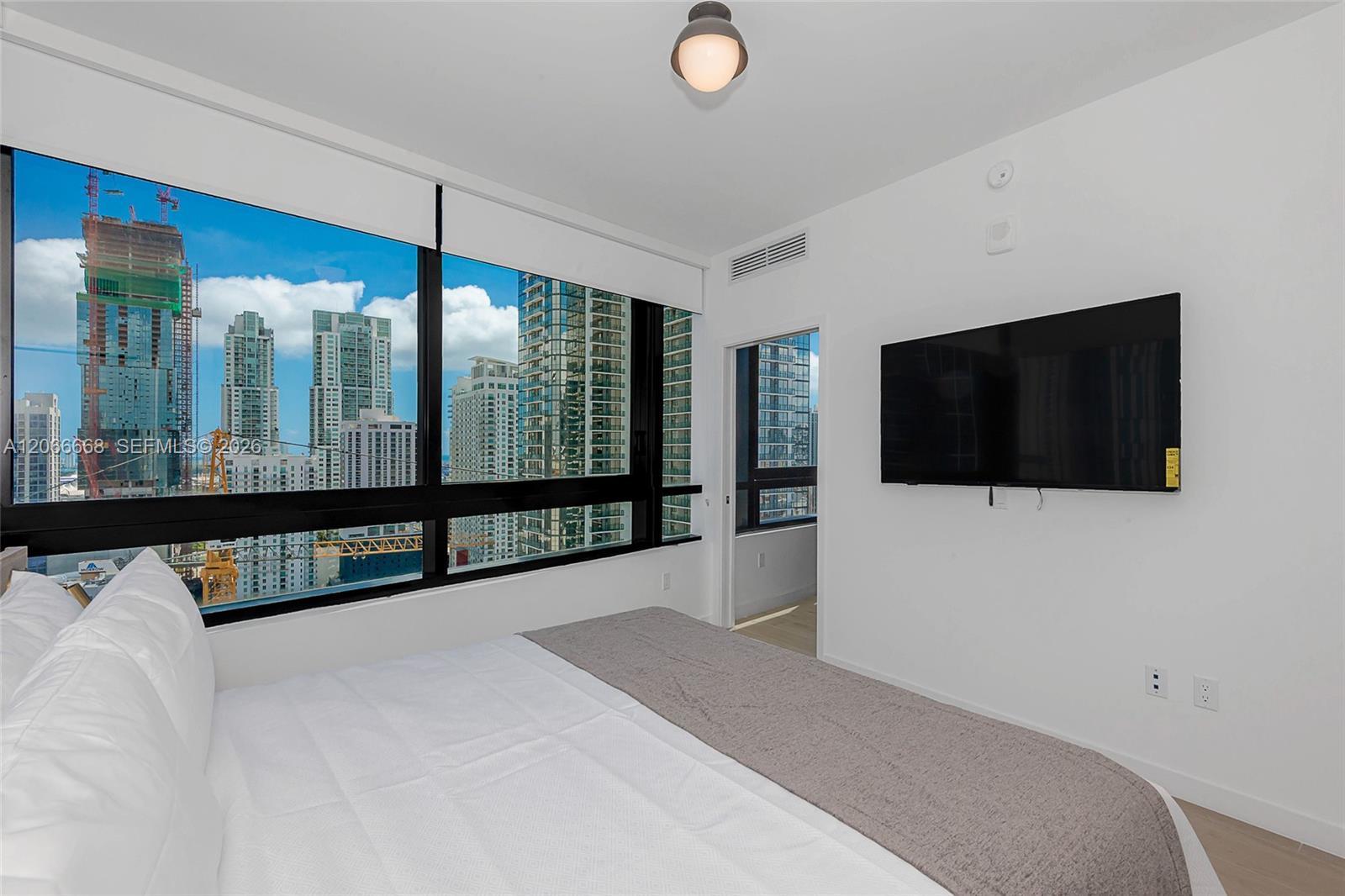 225 N Miami Ave # 2801, Miami FL 33128 photo 4