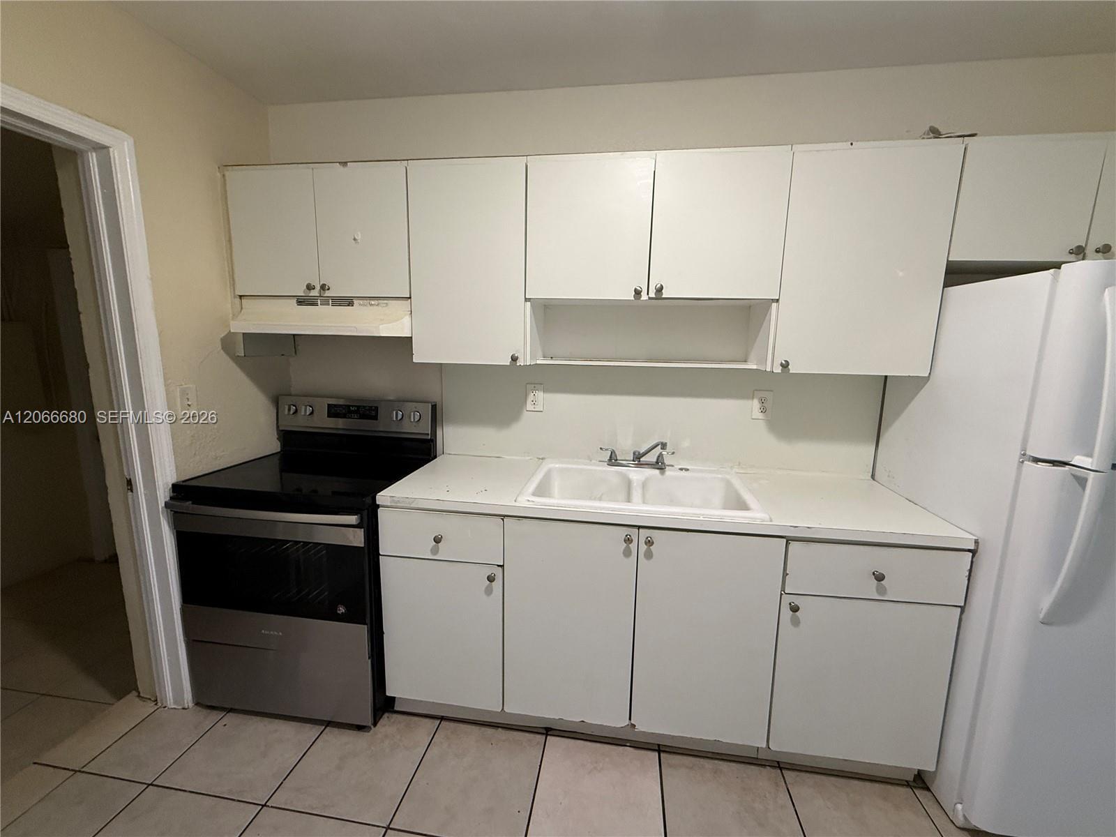 4520 NW 13th Ave # 4520, Miami FL 33142 photo 2