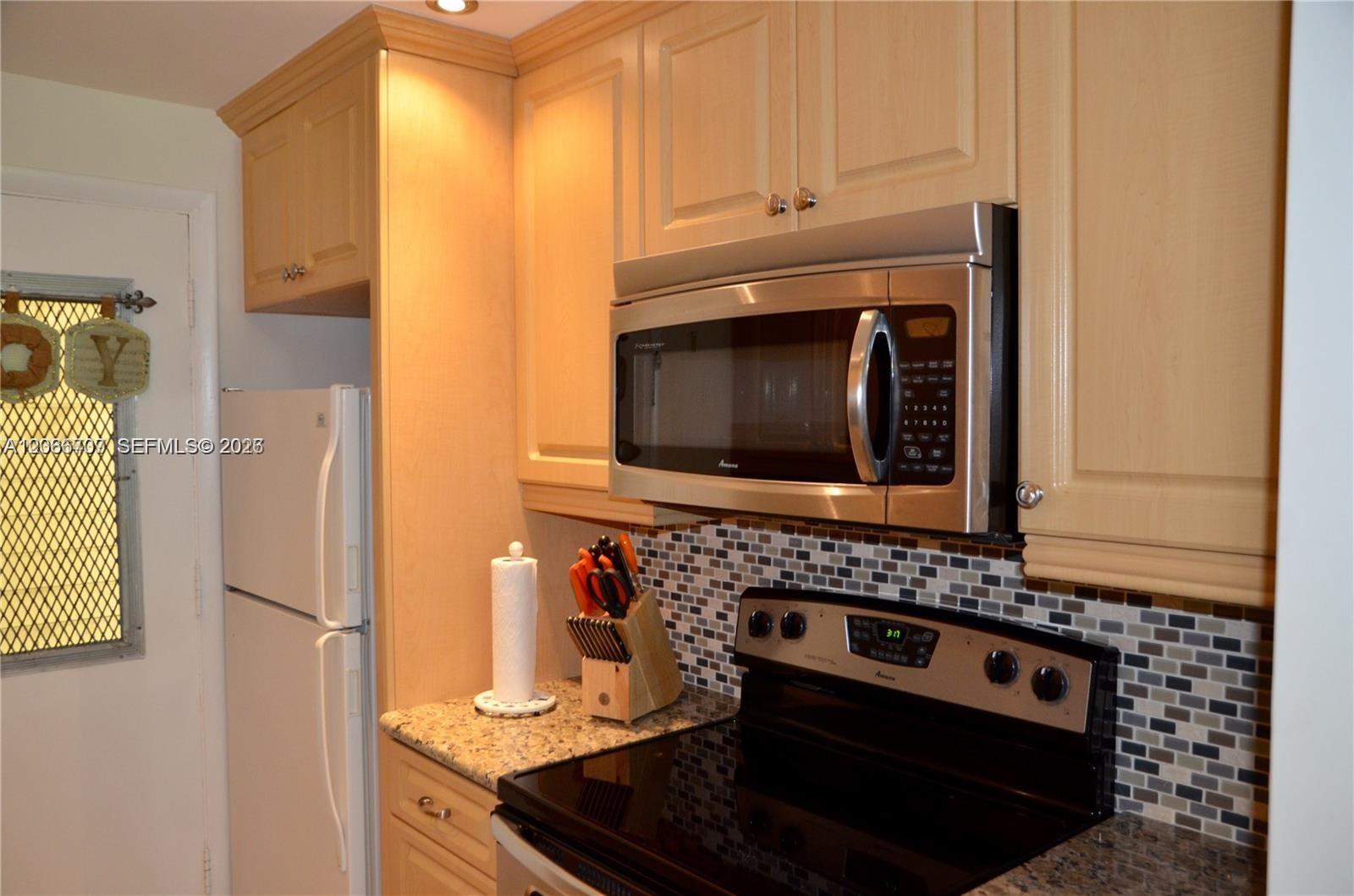 17050 NE 14th Ave # 115, Miami FL 33162 photo 2