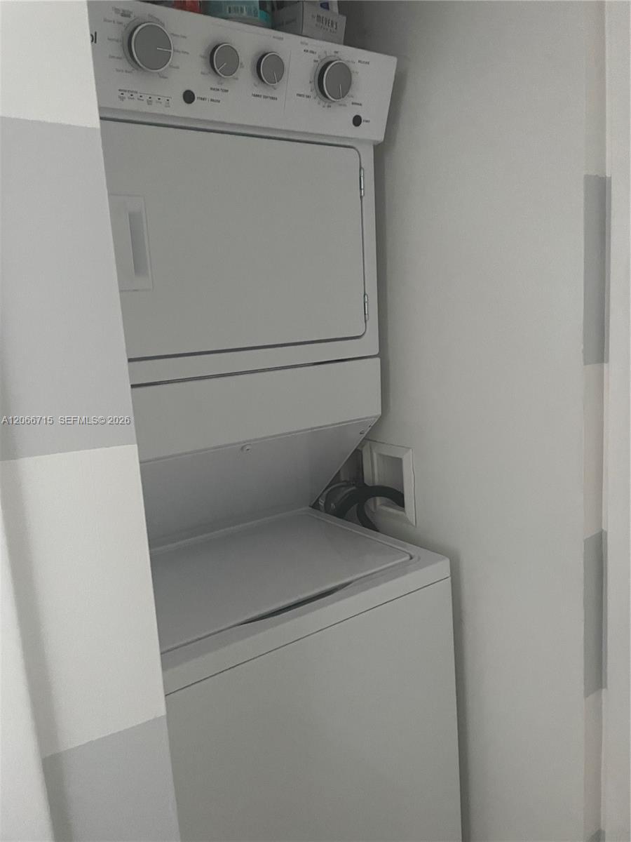 475 Brickell Ave # 2511, Miami FL 33131 photo 4