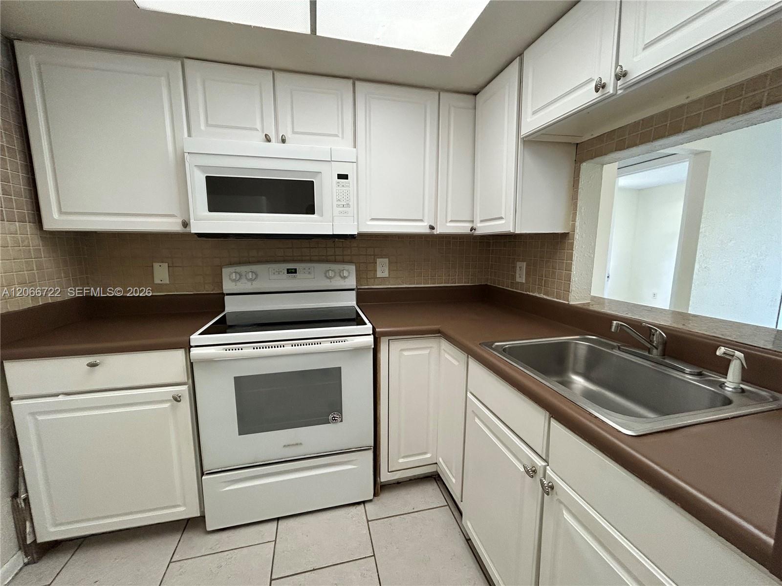 7625 Tam Oshanter Blvd # 2, North Lauderdale FL 33068 photo 3