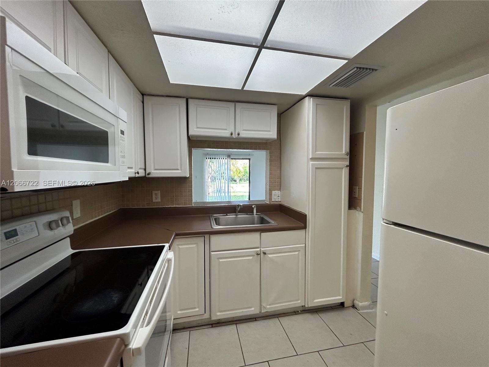 7625 Tam Oshanter Blvd # 2, North Lauderdale FL 33068 photo 4