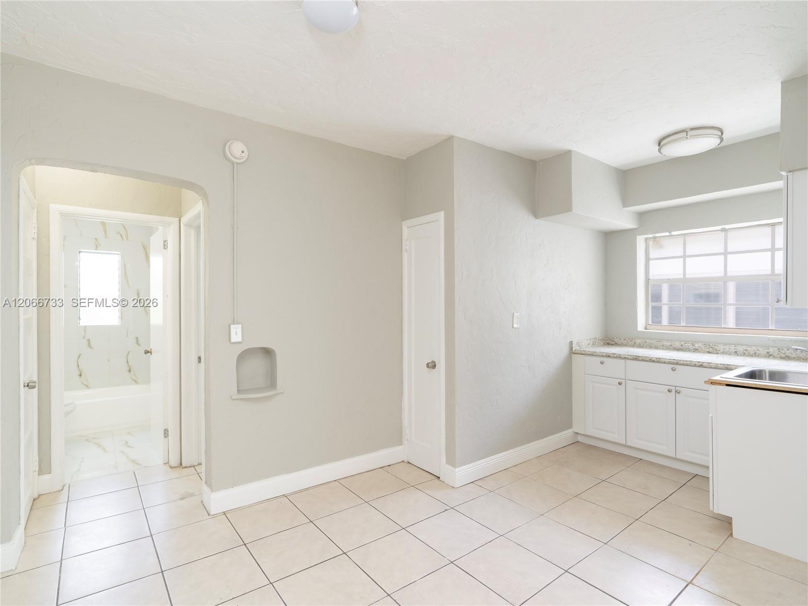 7635 Dickens Ave # 8, Miami Beach FL 33141 photo 4