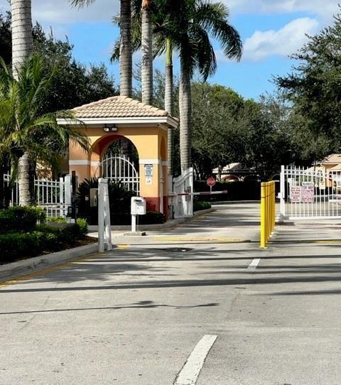2140 SW 87TH Way, Miramar FL 33025 photo 3