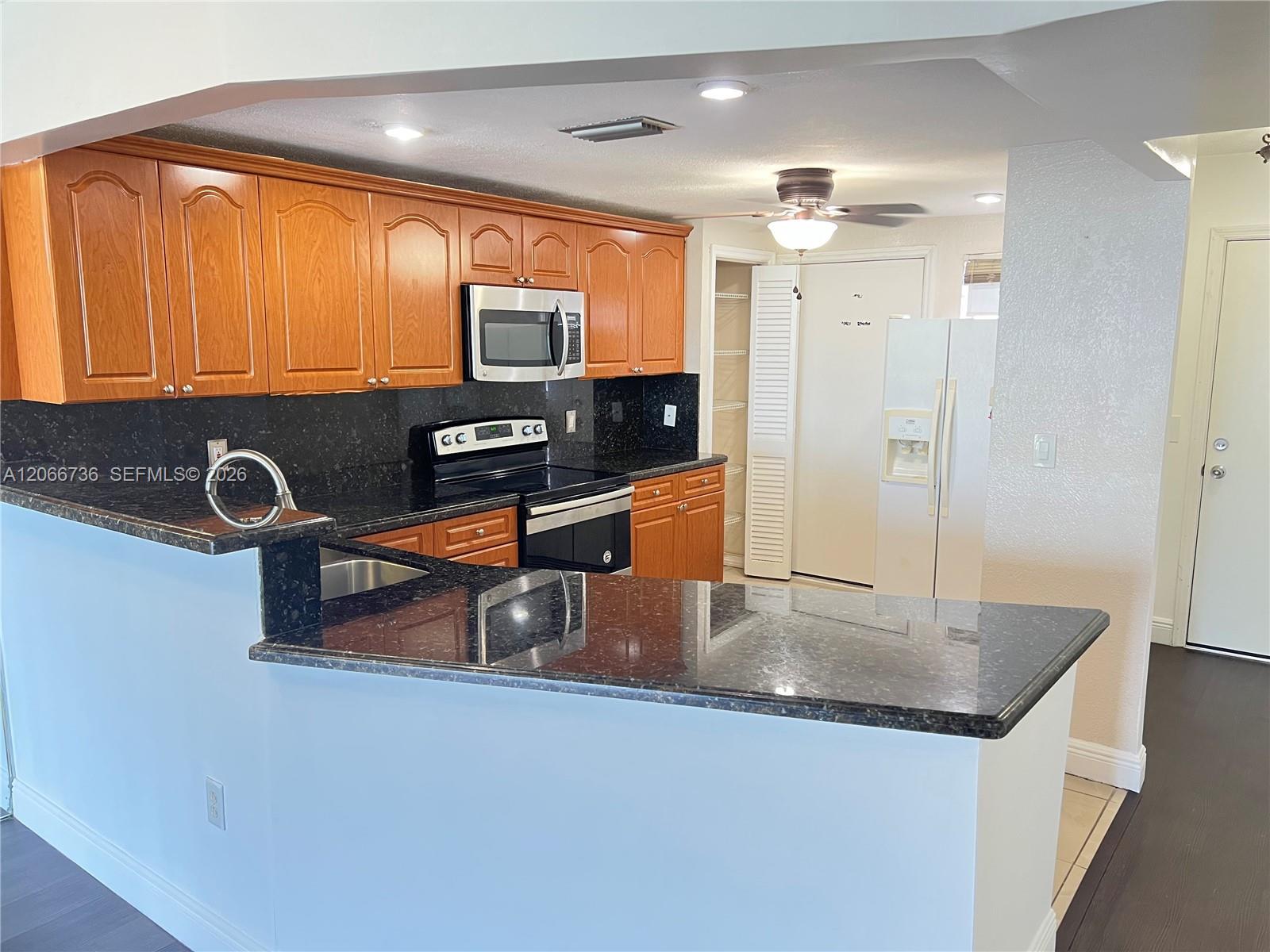 1770 NE 191st St # 1, Miami FL 33179 photo 2