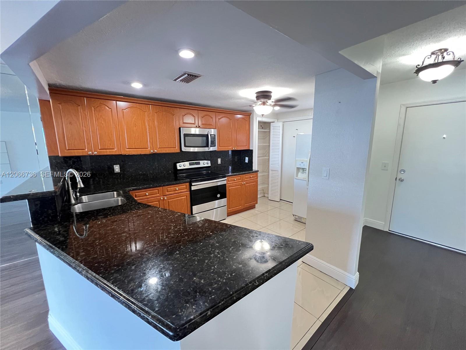 1770 NE 191st St # 1, Miami FL 33179 photo 4