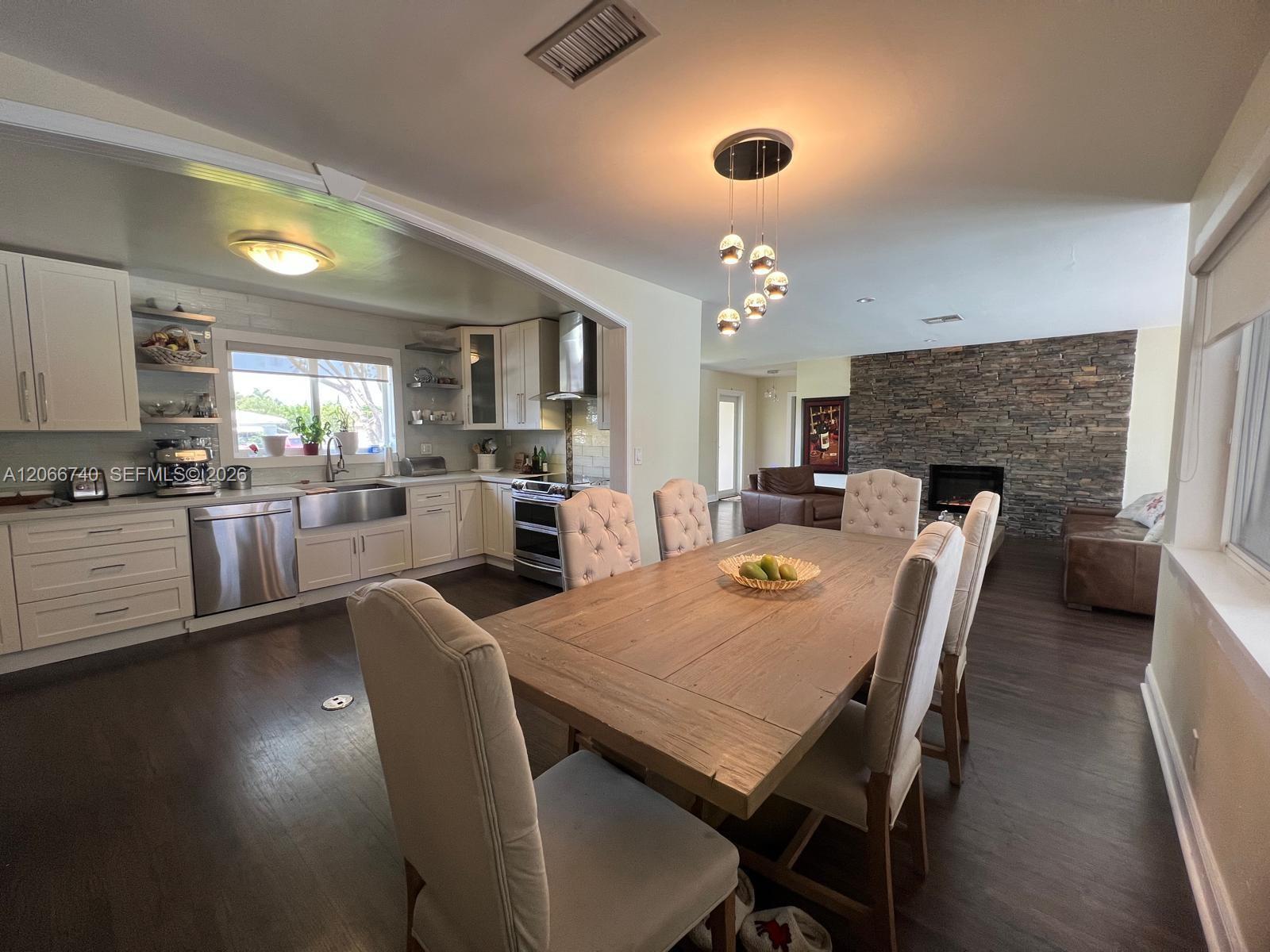 3460 Buchanan St, Hollywood FL 33021 photo 3