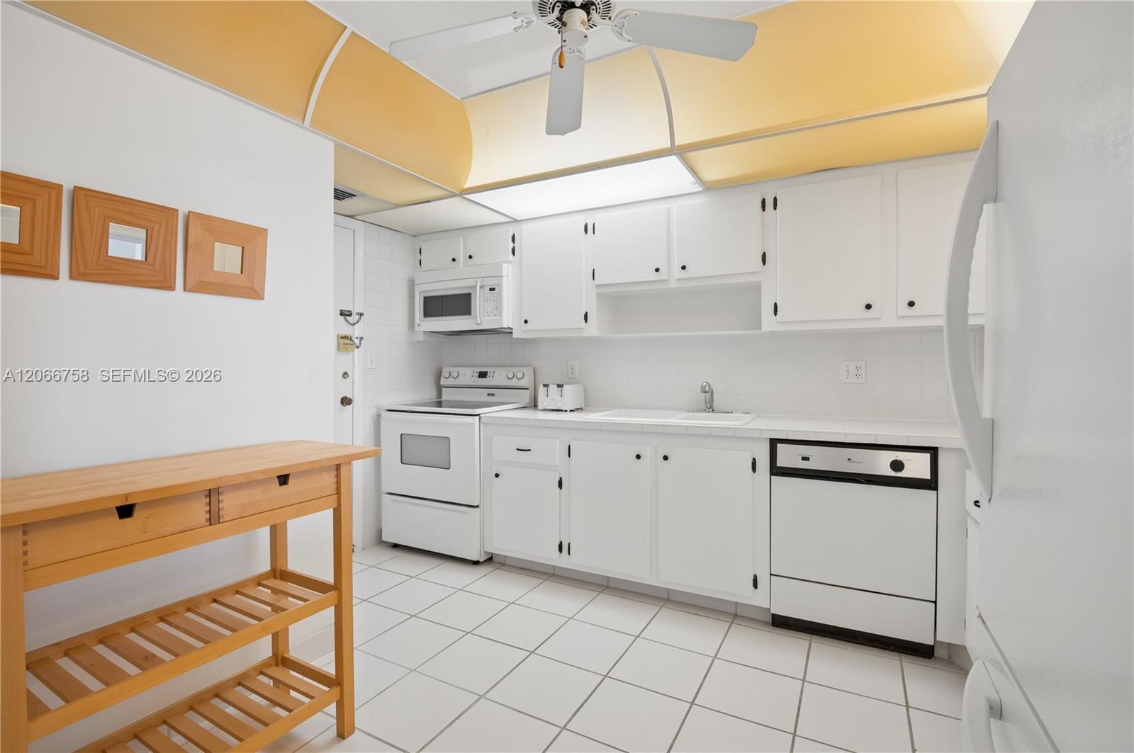 200 Diplomat Pkwy # 830, Hallandale Beach FL 33009 photo 4