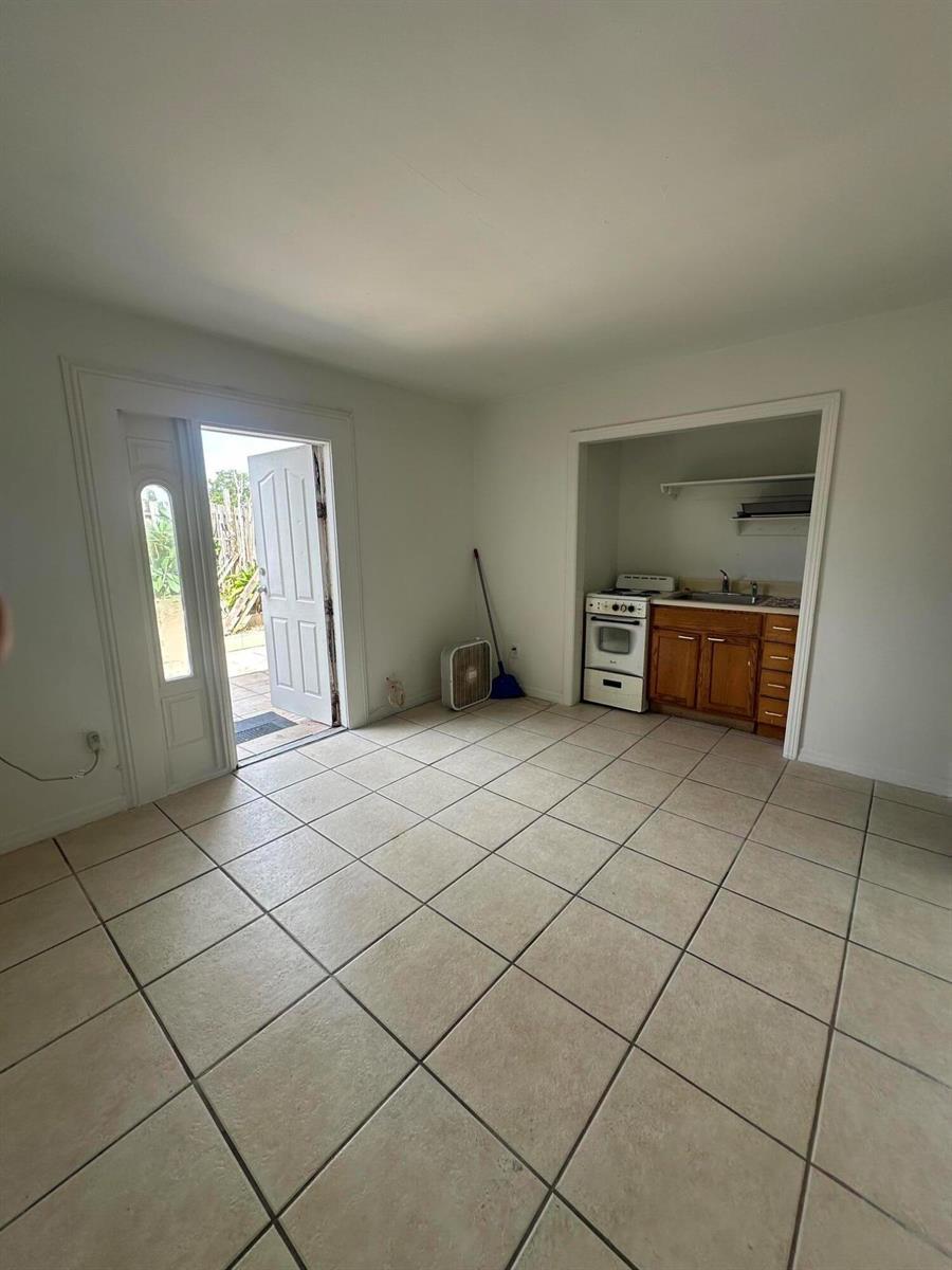 4058 N US HIGHWAY 1 # C, FL 34946 photo 4