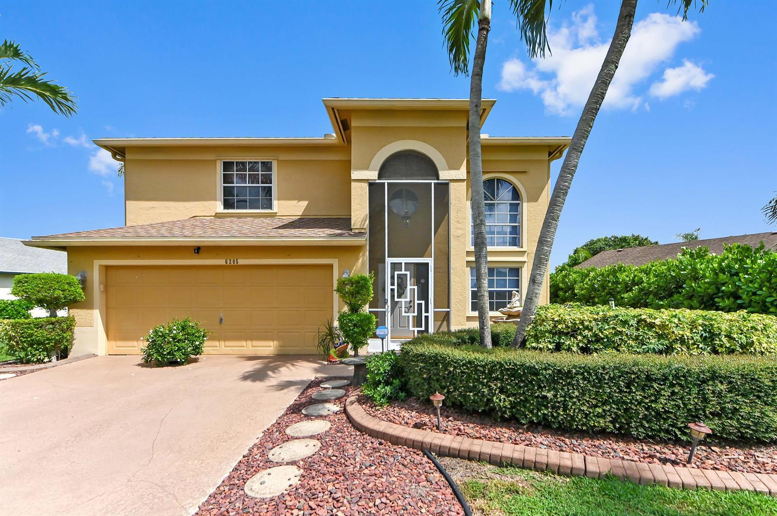 6205 Lansdowne Circle, Boynton Beach FL 33472 photo 2