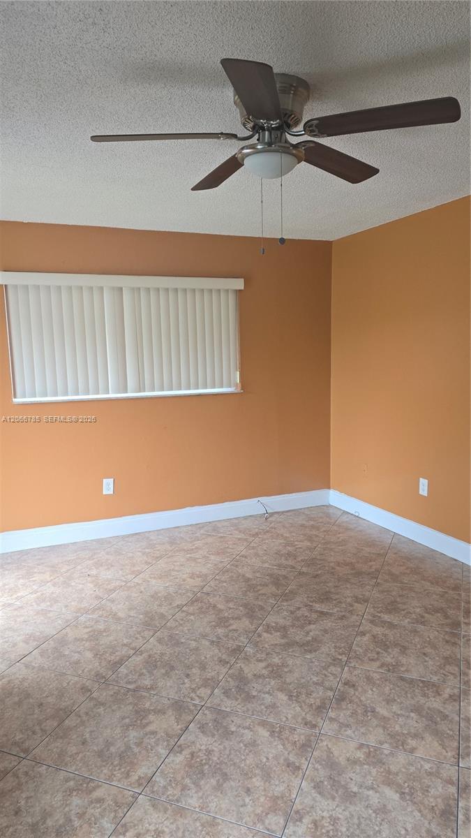 1161 NE 111th St # 1, Miami FL 33161 photo 2