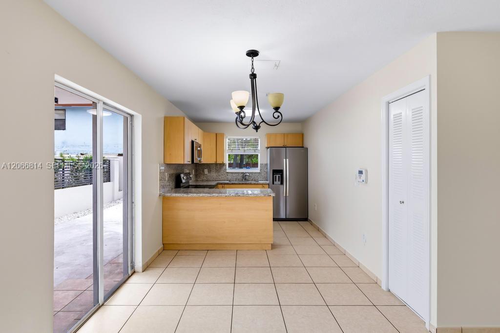 3072 NW 14th St REAR, Miami FL 33125 photo 4