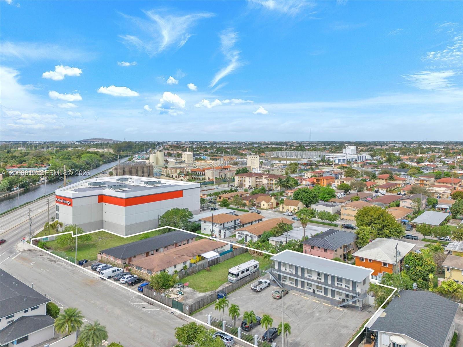 NW 5th st, Hialeah FL 33010 photo 2