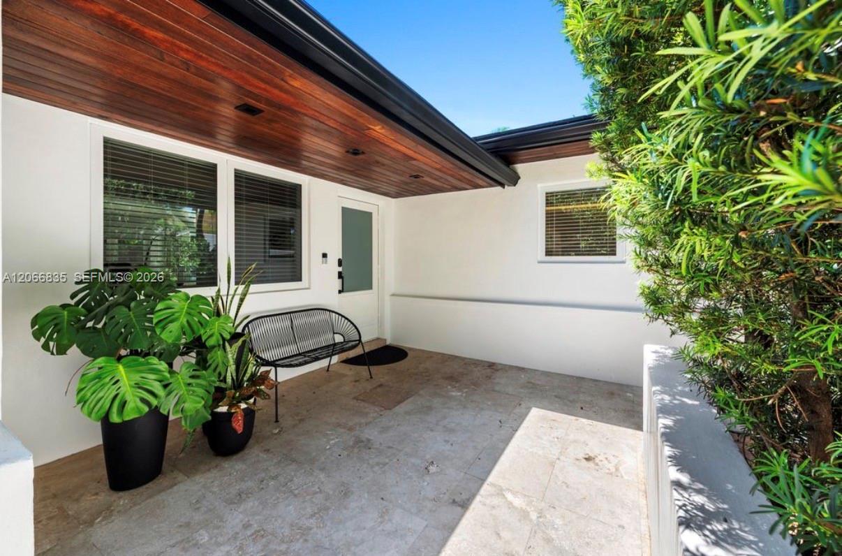 5711 Michelangelo St, Coral Gables FL 33146 photo 5