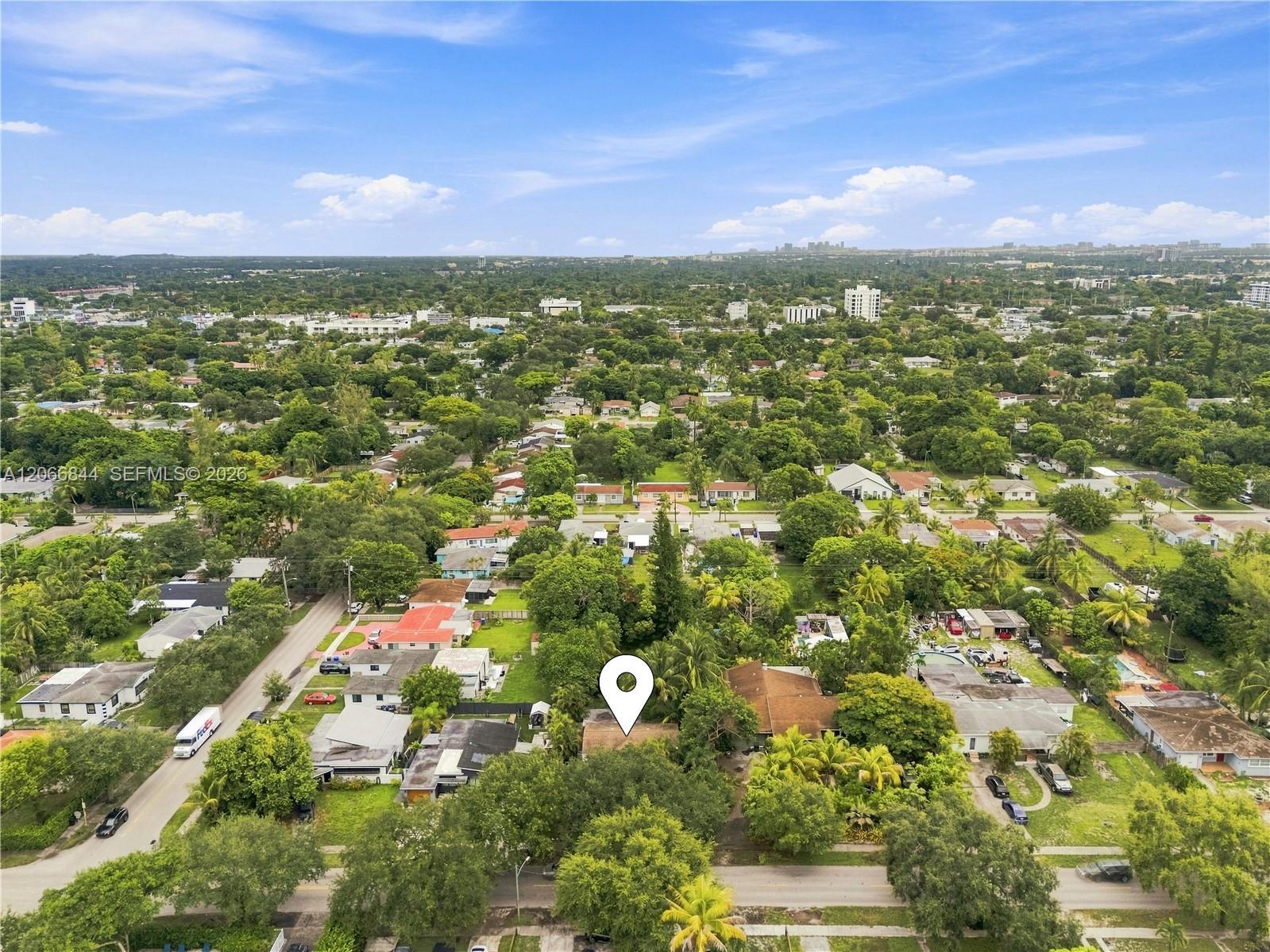 2541 Washington St, Hollywood FL 33020 photo 3