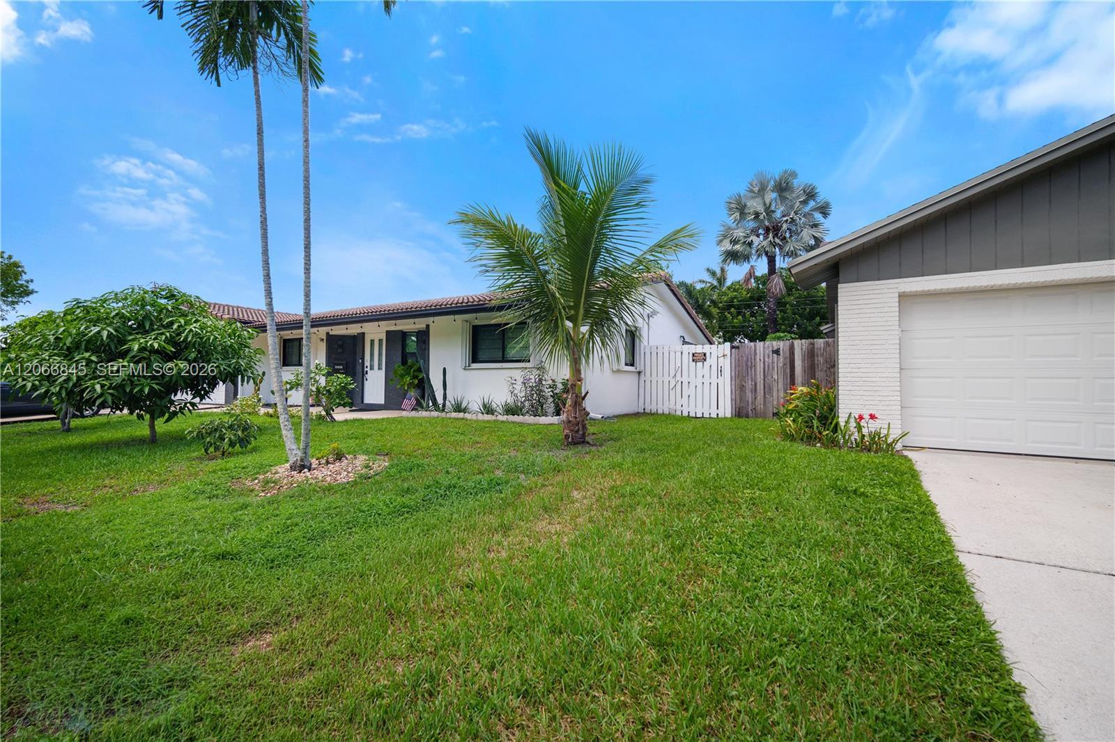 4241 NW 9th Ct, Coconut Creek FL 33066 photo 4