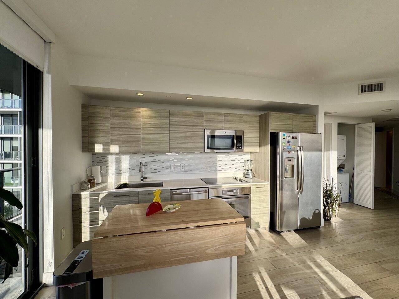 121 NE 34th Street # 1116, Miami FL 33137 photo 2